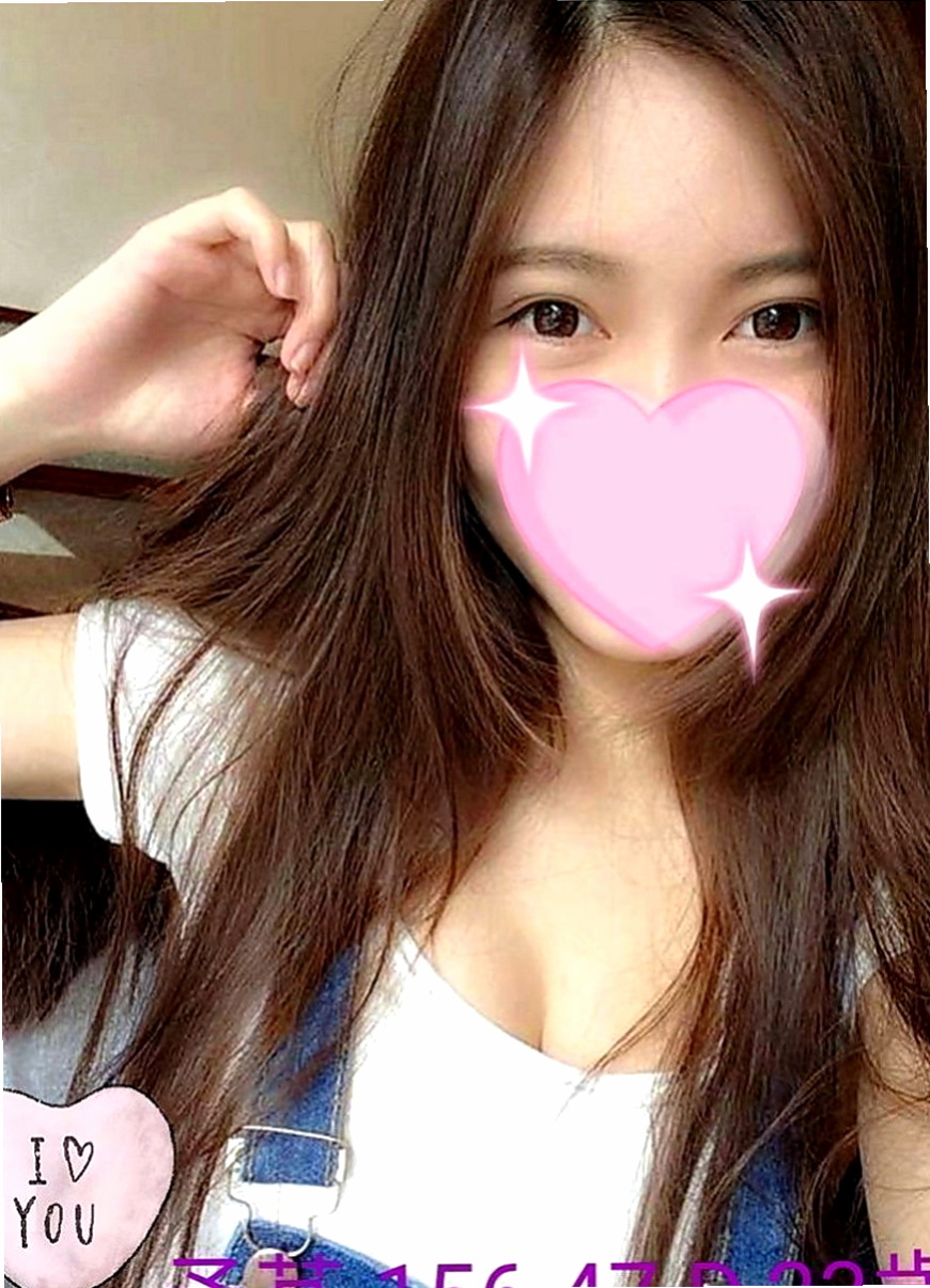 南投外送茶|外約茶：葉子 |上班族|165cm|51kg|D罩杯|19歲|她喜歡穿情趣絲襪 慾望很大 上班的時候經常都是穿的丁字褲 豐滿的胸部穿襯衫